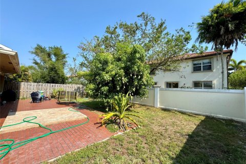 Casa en alquiler en Cooper City, Florida, 3 dormitorios, 167.69 m2 № 1162044 - foto 1