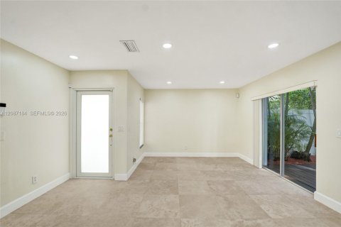 Villa ou maison à louer à Weston, Floride: 4 chambres, 173.91 m2 № 2361731 - photo 28