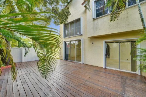 Villa ou maison à louer à Weston, Floride: 4 chambres, 173.91 m2 № 2361731 - photo 23