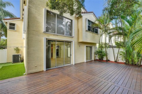 Villa ou maison à louer à Weston, Floride: 4 chambres, 173.91 m2 № 2361731 - photo 24