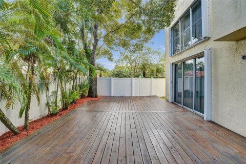 Villa ou maison à louer à Weston, Floride: 4 chambres, 173.91 m2 № 2361731 - photo 22