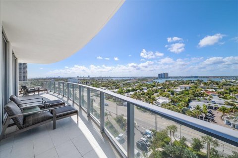 Condo in Riviera Beach, Florida, 2 bedrooms  № 2158282 - photo 13