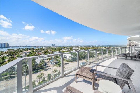 Condo in Riviera Beach, Florida, 2 bedrooms  № 2158282 - photo 12