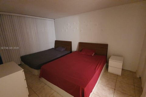 Купить кондоминиум в Санни-Айлс-Бич, Флорида 1 спальня, 71.26м2, № 2025198 - фото 11