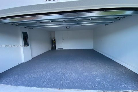 Купить виллу или дом в Форт Майерс, Флорида 4 спальни, № 2046304 - фото 25