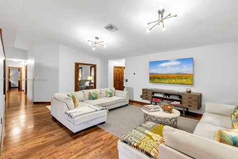 Villa ou maison à louer à Wellington, Floride: 3 chambres, 182.55 m2 № 1962593 - photo 6