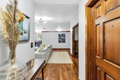 Villa ou maison à louer à Wellington, Floride: 3 chambres, 182.55 m2 № 1962593 - photo 3