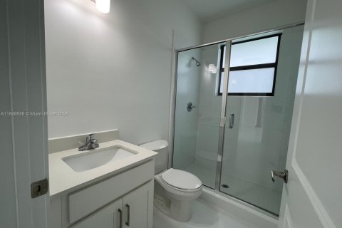 Купить виллу или дом в Майами, Флорида 4 спальни, 185.53м2, № 1858905 - фото 11
