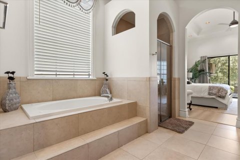 House in Four Corners, Florida 4 bedrooms, 391.49 sq.m. № 1869637 - photo 29