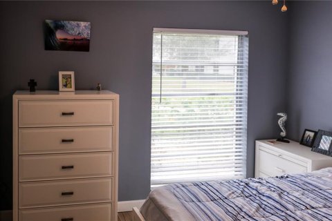 Condo in Dunedin, Florida, 2 bedrooms  № 2115222 - photo 18