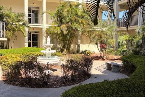 Condo in Dunedin, Florida, 2 bedrooms  № 2115222 - photo 5