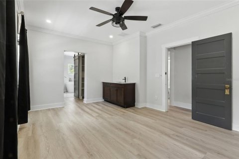 Casa en venta en Saint Petersburg, Florida, 3 dormitorios, 150.5 m2 № 1899842 - foto 3