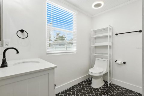 Casa en venta en Saint Petersburg, Florida, 3 dormitorios, 150.5 m2 № 1899842 - foto 10