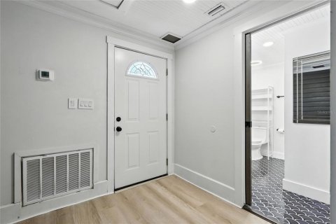 Casa en venta en Saint Petersburg, Florida, 3 dormitorios, 150.5 m2 № 1899842 - foto 13