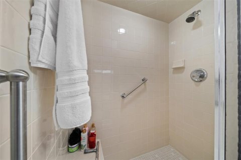 House in Ocala, Florida 2 bedrooms, 131.46 sq.m. № 2110017 - photo 18