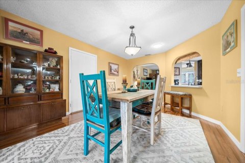 House in Ocala, Florida 2 bedrooms, 131.46 sq.m. № 2110017 - photo 13