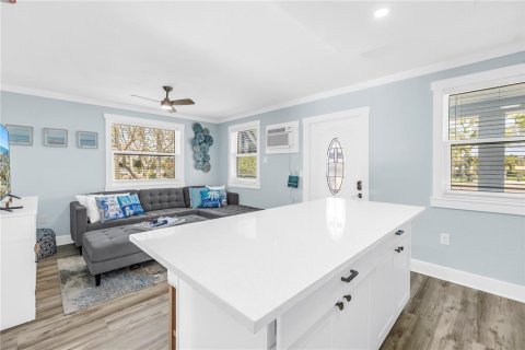 Apartment in Saint Pete Beach, Florida 1 bedroom, 109.25 sq.m. № 2222498 - photo 13