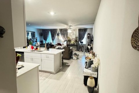 Touwnhouse à vendre à Stuart, Floride: 3 chambres, 167.6 m2 № 2084213 - photo 2