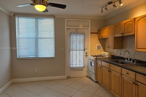 Appartement à louer à Miami Beach, Floride: 1 chambre, 39.02 m2 № 2038462 - photo 8