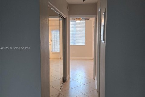 Appartement à louer à Miami Beach, Floride: 1 chambre, 39.02 m2 № 2038462 - photo 3