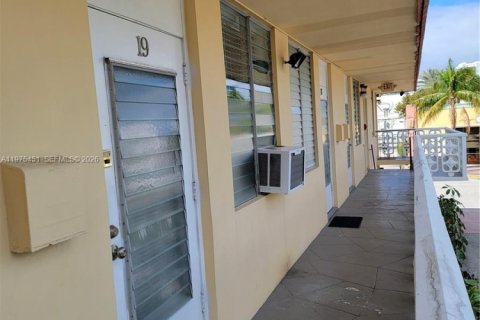 Appartement à louer à Miami Beach, Floride: 1 chambre, 39.02 m2 № 2038462 - photo 2