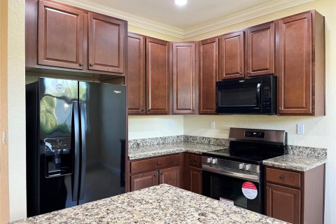Townhouse in Boynton Beach, Florida 3 bedrooms, 141.49 sq.m. № 2083875 - photo 10