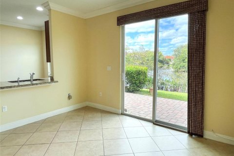 Townhouse in Boynton Beach, Florida 3 bedrooms, 141.49 sq.m. № 2083875 - photo 14