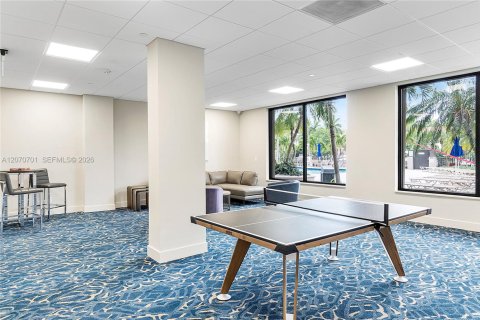 Condo in Coral Gables, Florida, 1 bedroom  № 2307035 - photo 23