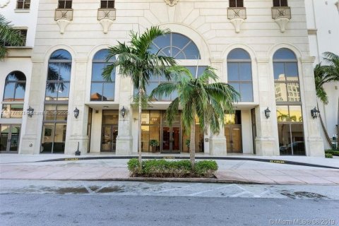 Commercial property in Coral Gables, Florida № 1868293 - photo 4