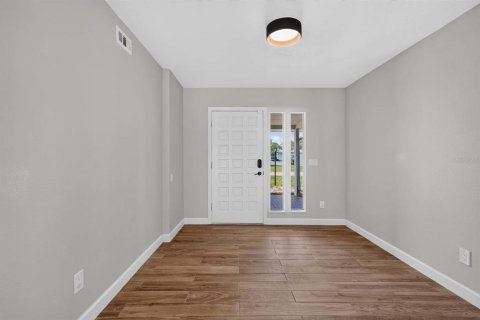 House in Edgewater, Florida 3 bedrooms, 210.7 sq.m. № 2221114 - photo 6