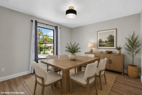 House in Edgewater, Florida 3 bedrooms, 210.7 sq.m. № 2221114 - photo 19
