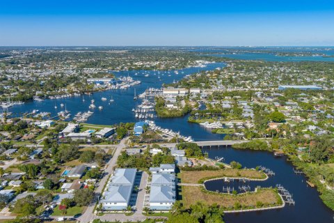 Townhouse in Stuart, Florida 3 bedrooms, 163.88 sq.m. № 2194297