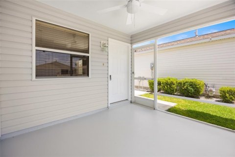 House in The Villages, Florida 2 bedrooms, 107.77 sq.m. № 1883891 - photo 22