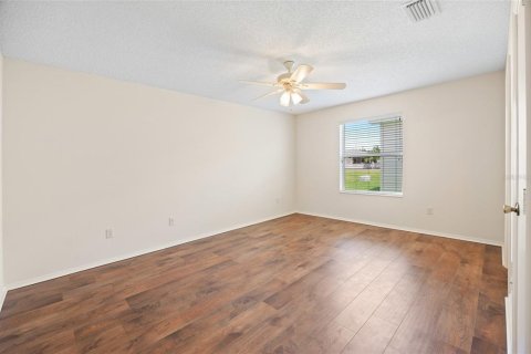 House in The Villages, Florida 2 bedrooms, 107.77 sq.m. № 1883891 - photo 11