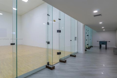 Купить кондоминиум в Авентура, Флорида 2 спальни, 136.57м2, № 2041934 - фото 11