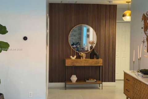 Villa ou maison à vendre à Miami, Floride: 3 chambres, 161.46 m2 № 2017368 - photo 8