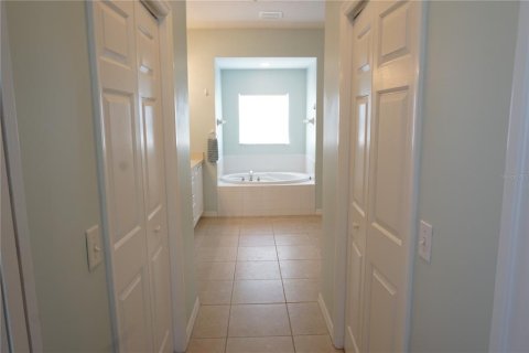 House in Punta Gorda, Florida 3 bedrooms, 163.51 sq.m. № 1648866 - photo 21