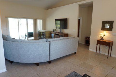 House in Punta Gorda, Florida 3 bedrooms, 163.51 sq.m. № 1648866 - photo 9