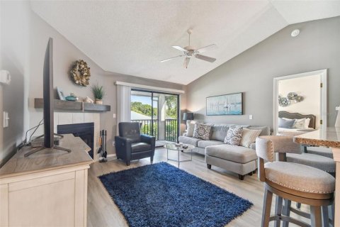 Copropriété à vendre à Dunedin, Floride: 2 chambres, 88.72 m2 № 1908308 - photo 3
