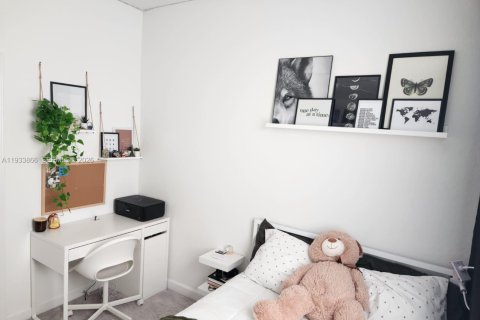 Townhouse in Homestead, Florida 3 bedrooms, 129.41 sq.m. № 1994380 - photo 25