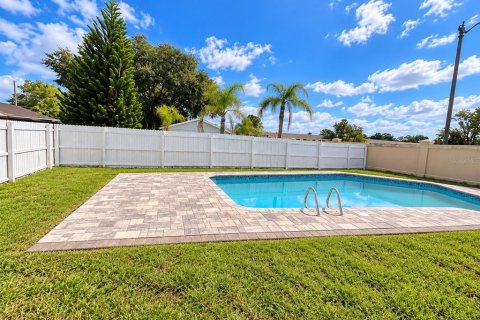 Villa ou maison à louer à Kissimmee, Floride: 4 chambres, 111.48 m2 № 2417092 - photo 12