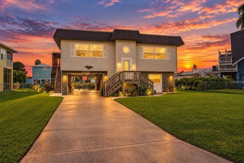 Villa ou maison à vendre à Hernando Beach, Floride: 3 chambres, 116.31 m2 № 2425299 - photo 13
