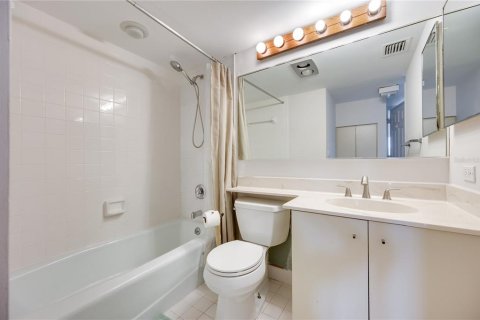 Купить кондоминиум в Нейплс, Флорида 3 комнаты, 115.01м2, № 2211925 - фото 19