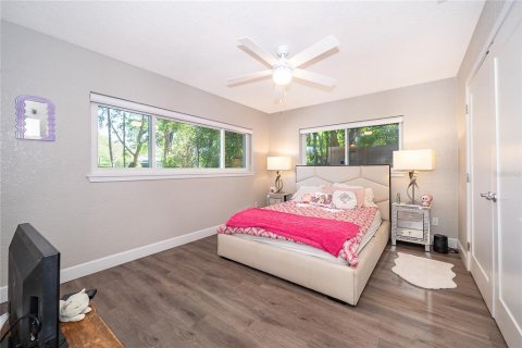 House in Maitland, Florida 3 bedrooms, 182.65 sq.m. № 2113451 - photo 6