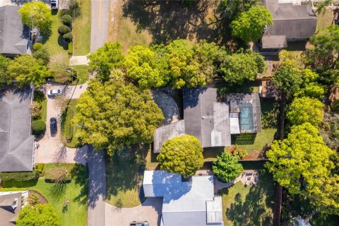 House in Maitland, Florida 3 bedrooms, 182.65 sq.m. № 2113451 - photo 30