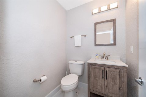 House in Maitland, Florida 3 bedrooms, 182.65 sq.m. № 2113451 - photo 7