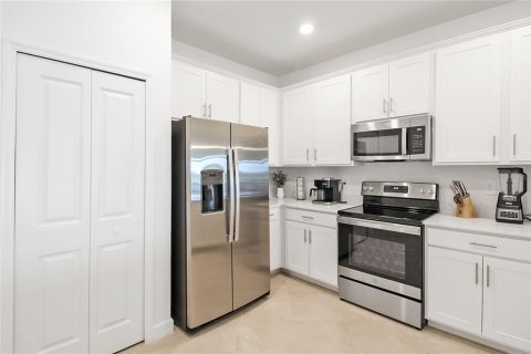 Villa ou maison à louer à Englewood, Floride: 3 chambres, 131.64 m2 № 2298856 - photo 10