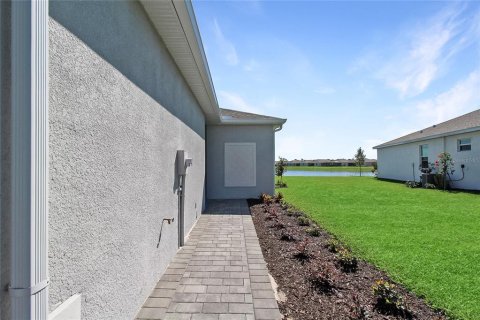 Villa ou maison à louer à Englewood, Floride: 3 chambres, 131.64 m2 № 2298856 - photo 3