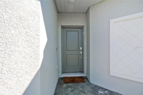 Villa ou maison à louer à Englewood, Floride: 3 chambres, 131.64 m2 № 2298856 - photo 4