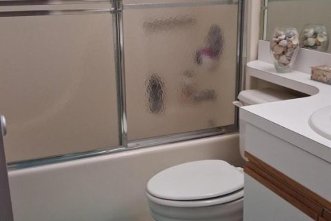 Copropriété à vendre à Port St. Lucie, Floride: 1 chambre, 63.17 m2 № 2084835 - photo 12